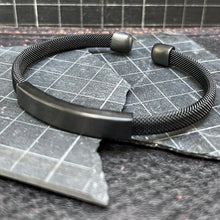 Load image into Gallery viewer, Classic Titanium Steel Band Bracelet for Men