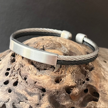 Load image into Gallery viewer, Classic Titanium Steel Band Bracelet for Men