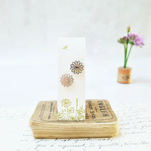 Load image into Gallery viewer, Classic daisy stud earrings in a bottle - Zamsoe