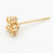 Load image into Gallery viewer, Gold flower stud earrings in a bottle - Zamsoe