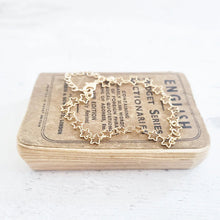 Load image into Gallery viewer, Gold Stars Bracelet - Zamsoe