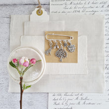 Load image into Gallery viewer, Woodland Swirl Pin Brooch - Zamsoe