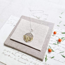 Load image into Gallery viewer, Bee and Honeycomb Necklace Zamsoe Necklace
