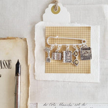 Load image into Gallery viewer, Book Lover Brooch - 71 - Zamsoe
