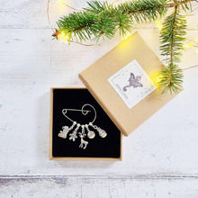 Load image into Gallery viewer, Christmas Charm Pin Brooch - 94 - Zamsoe