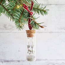 Load image into Gallery viewer, Christmas Reindeer Earring Bauble - 98 - Zamsoe