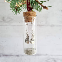 Load image into Gallery viewer, Christmas Snowman Earring Baubles - 99 - Zamsoe