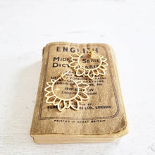 Load image into Gallery viewer, Flower Hoop Gold Earrings - 561 - Zamsoe