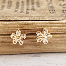 Load image into Gallery viewer, Gold flower stud earrings in a bottle - Zamsoe