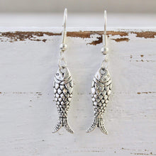 Load image into Gallery viewer, Little Fish Earrings - Zamsoe