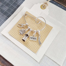 Load image into Gallery viewer, Personalised Wish Brooch on a Swirl Pin - Zamsoe