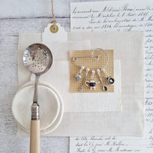 Load image into Gallery viewer, Posh Afternoon Tea Brooch - Zamsoe
