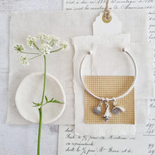 Load image into Gallery viewer, Seashell Charm Bracelet - Zamsoe
