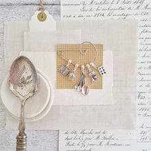 Load image into Gallery viewer, Star Baker Swirl Pin Brooch - Zamsoe