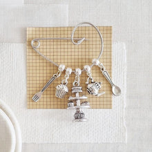 Load image into Gallery viewer, Tea And Cake Rule The World Brooch - Zamsoe