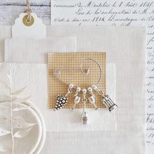 Load image into Gallery viewer, Wine Lover Brooch - Zamsoe