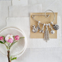 Load image into Gallery viewer, Woodland Animal Swirl Pin - Zamsoe