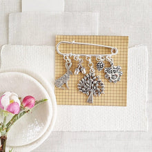 Load image into Gallery viewer, Woodland Swirl Pin Brooch - Zamsoe