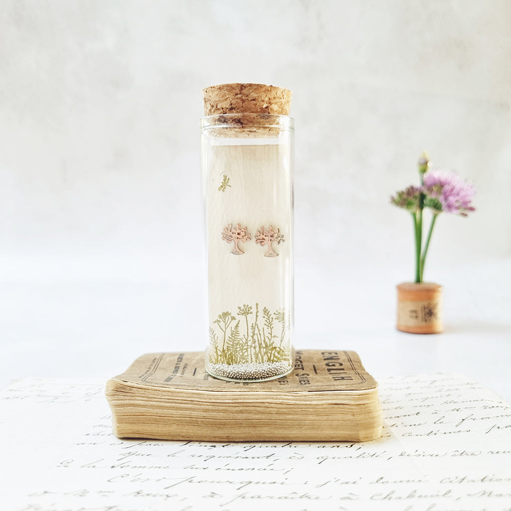 Classic tree of hearts stud earrings in a bottle - Zamsoe