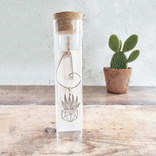 Load image into Gallery viewer, Aloe Vera Swirl Pin Zamsoe Brooch
