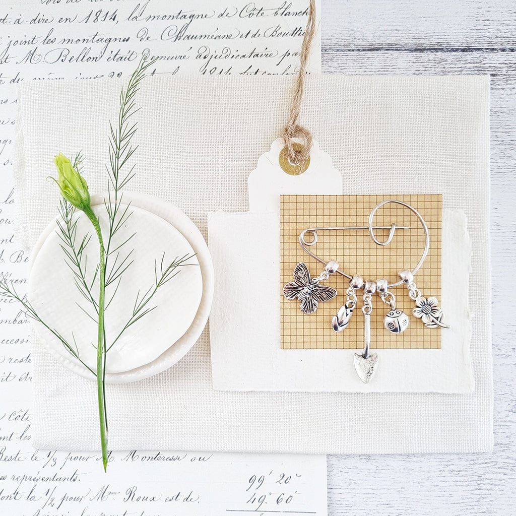 Butterfly Garden Swirl Brooch - 75 - Zamsoe