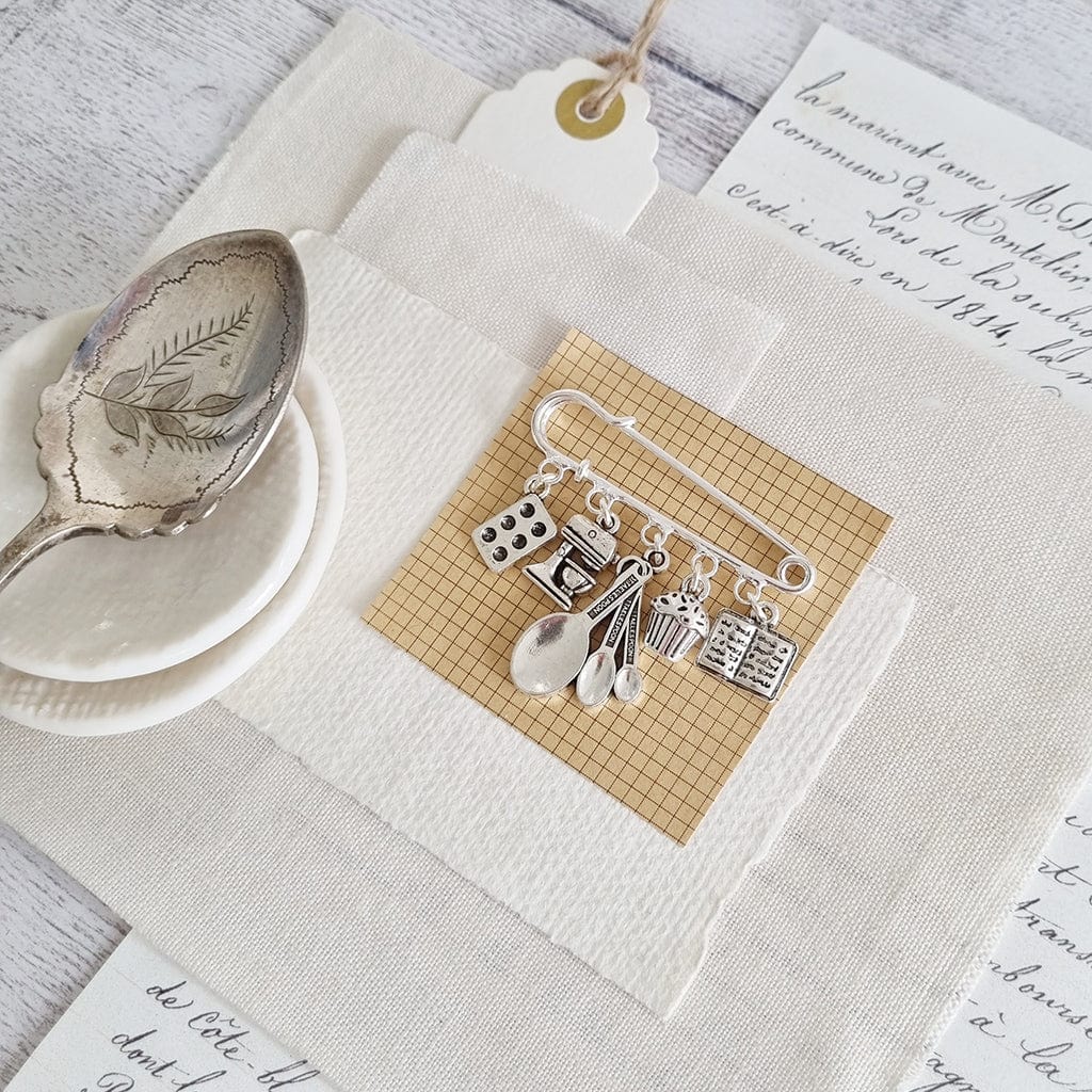 Star Baker Brooch - Zamsoe